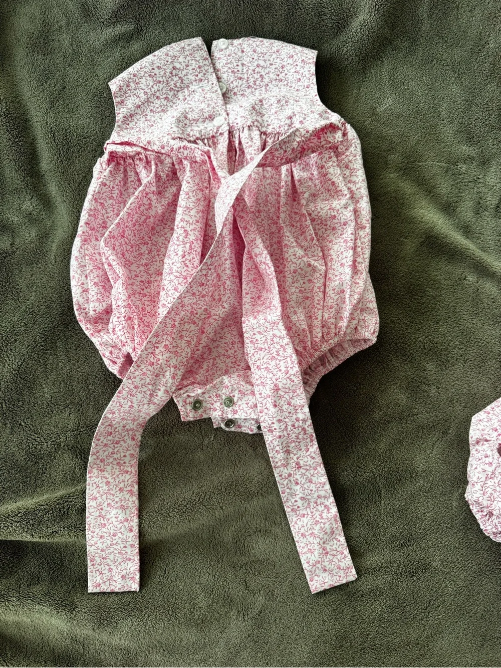 Little English smocked pink bubble set - Picture 3 of 6